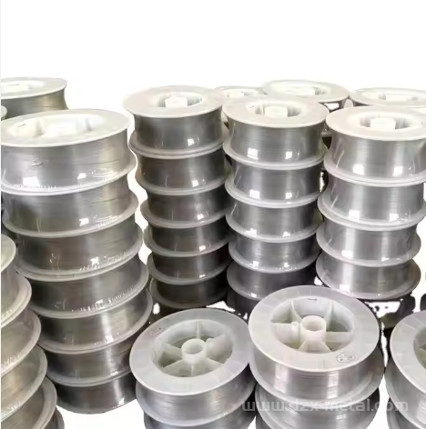 Durable Copper-Coated Welding Wire – 15kg Spools in 6.0mm, 0.8mm, and 1.2mm Sizes
